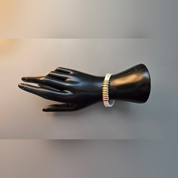 Loft Bracelet - Picture 3 of 4